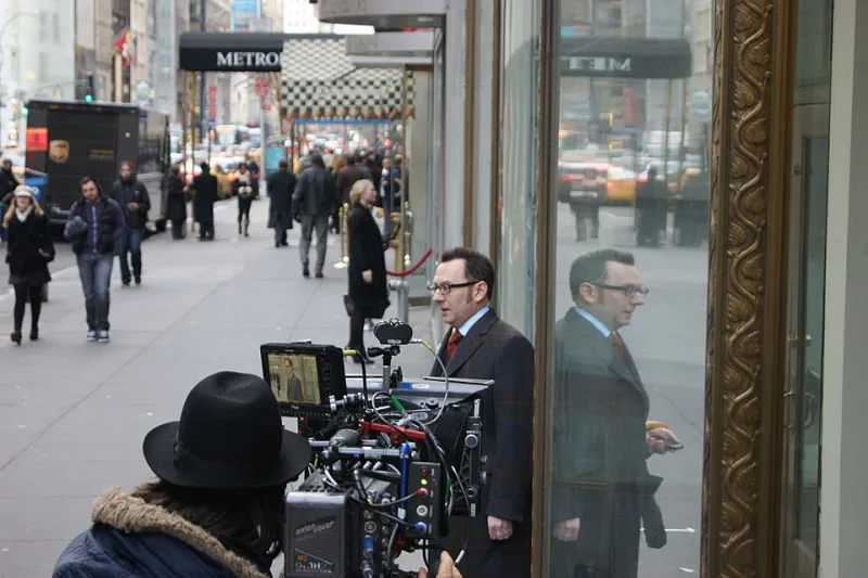 Fan Turned Mirror: How Audiences Learned to Perform Right Back